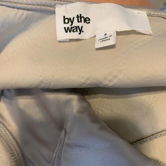 By the Way Kelsie Snakeskin V-Neck Mini Dress Size Small - Picture 5 of 7